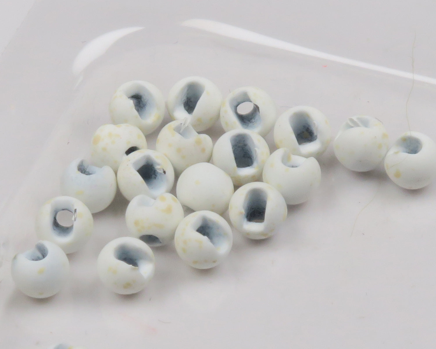 Hareline Mottled Tactical Slotted Tungsten Beads