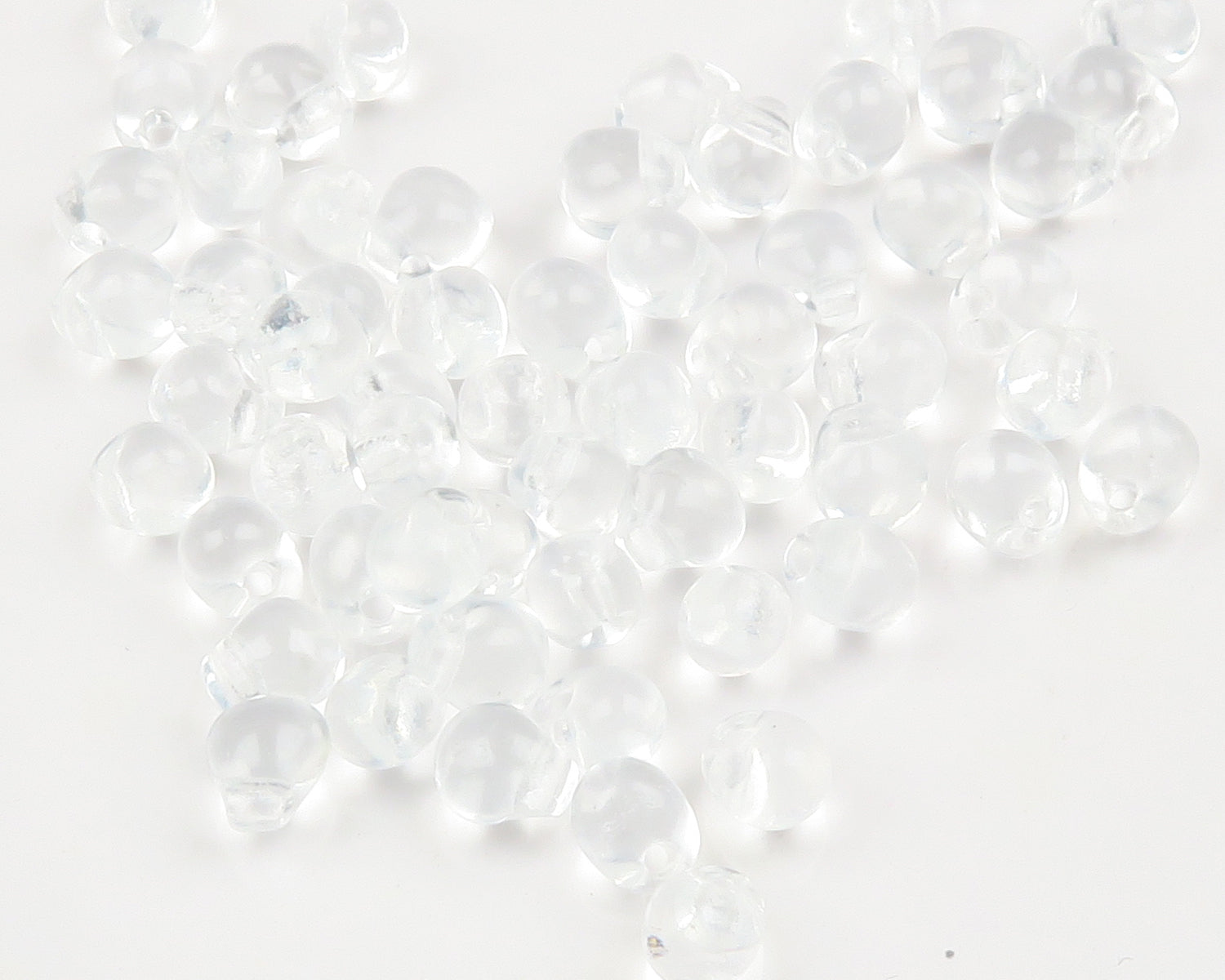 Hareline Hump Back Glass Beads