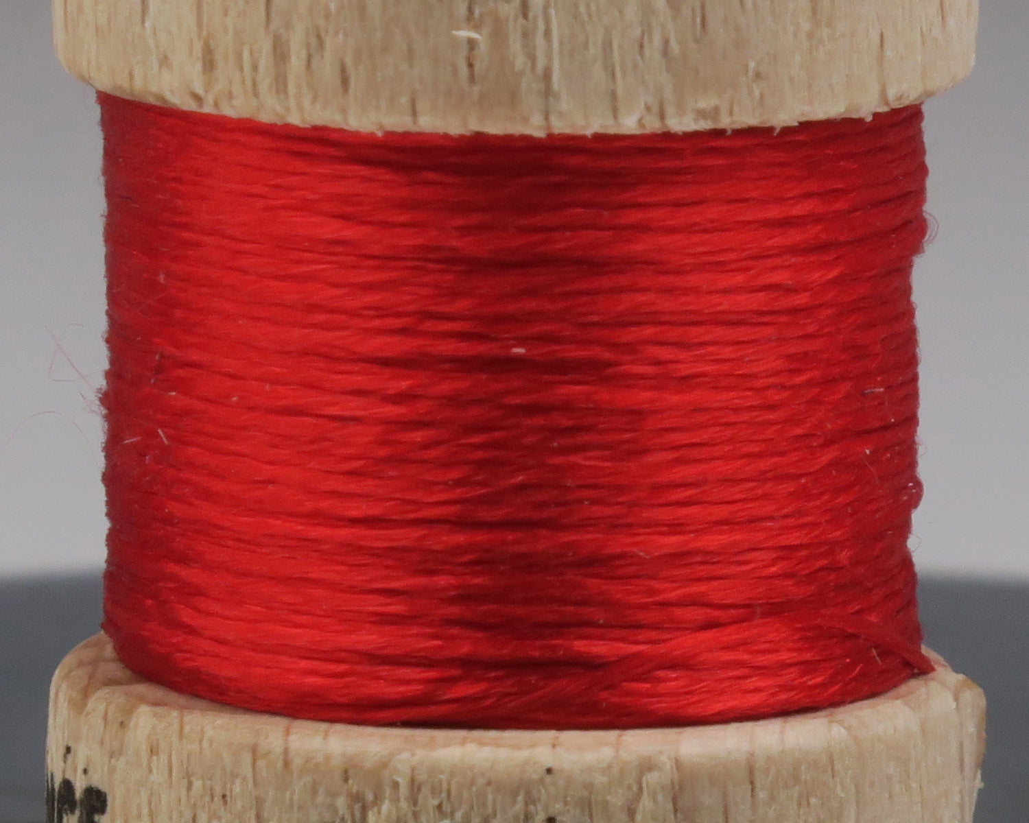 54 Dean St. Ovale Pure Silk Floss
