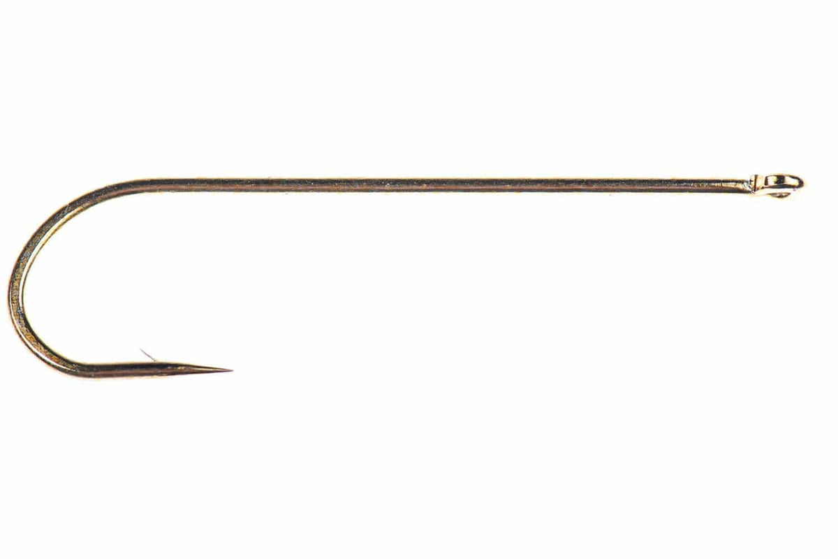 Gold-plated Core C1750 straight-eye streamer hook with long straight shank, round bend and sharp needle point for fly tying