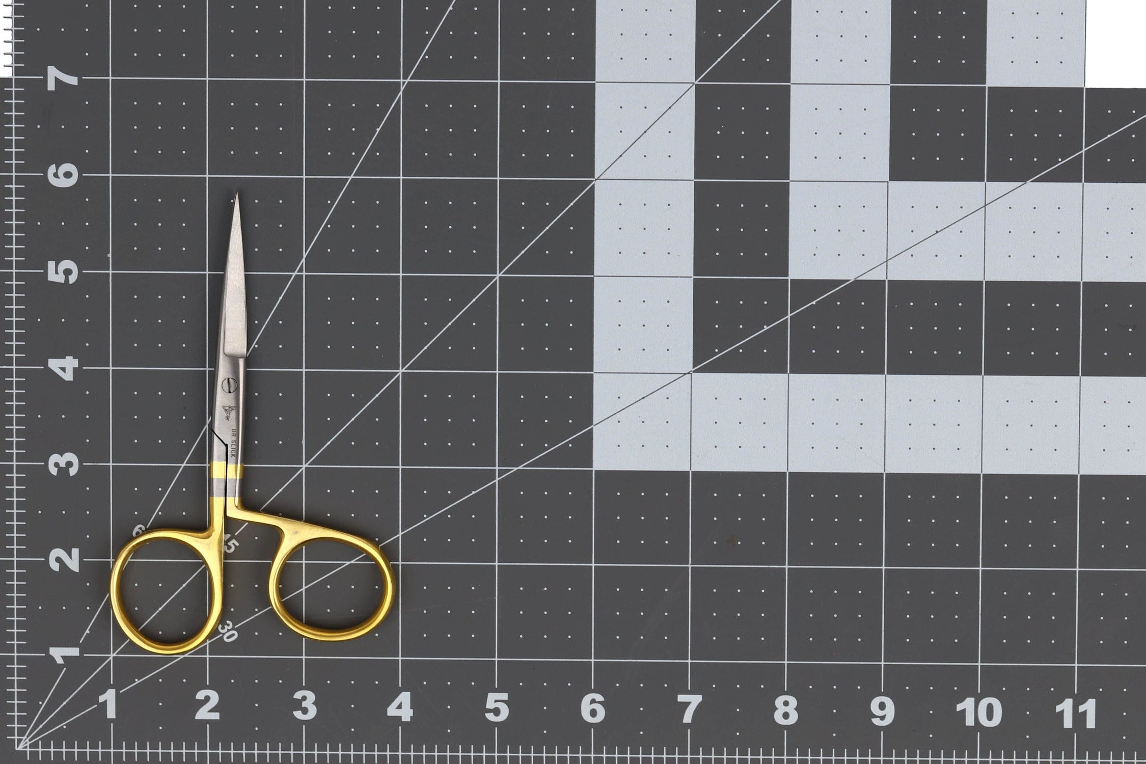 Dr. Slick Twisted Loop Hair Scissor