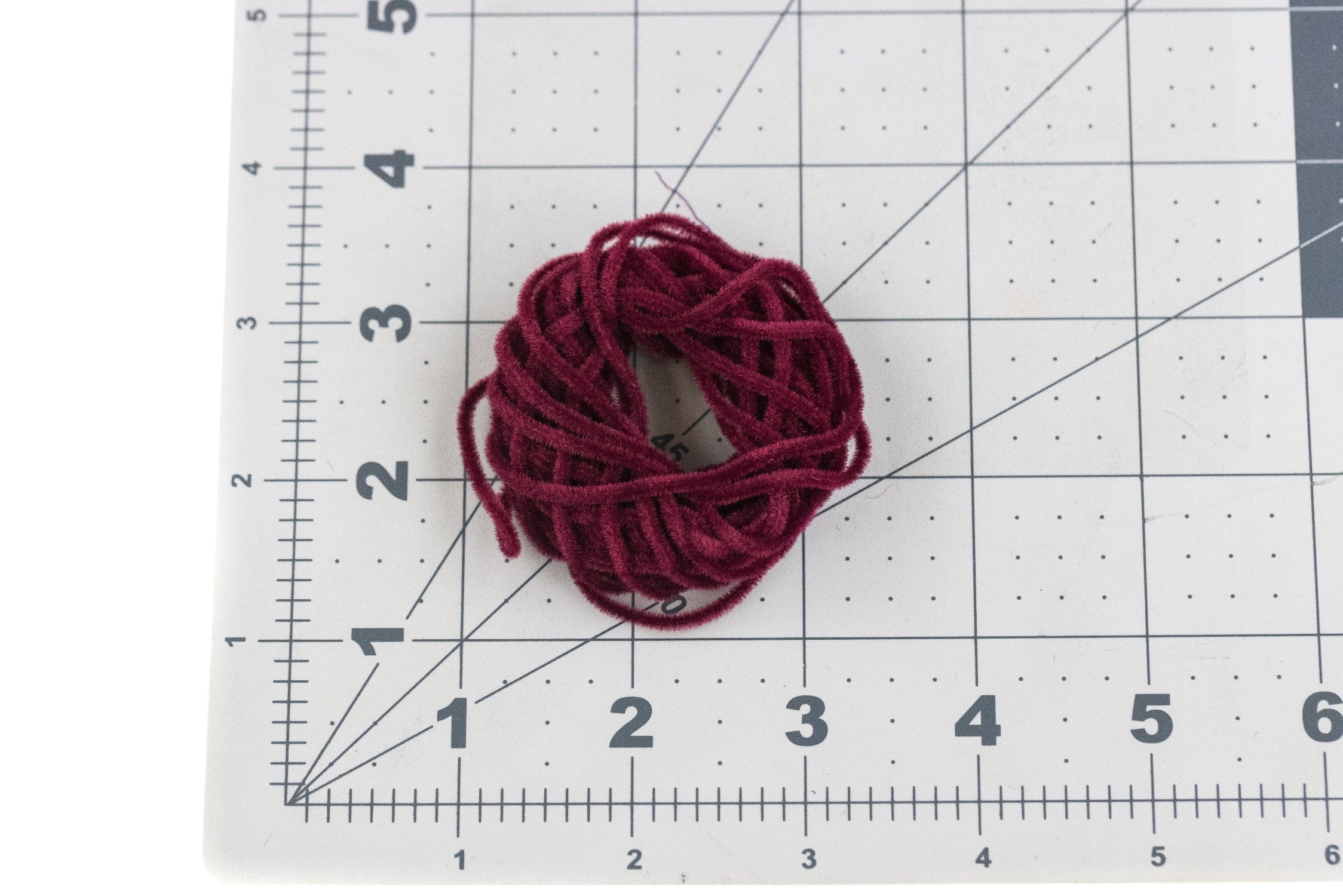 Hareline Velvet Chenille