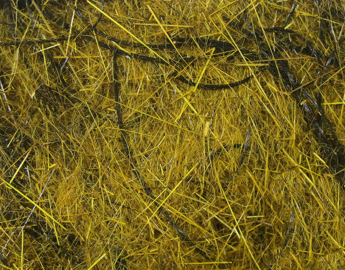 Hareline Hare'E Wiggle Dub golden olive synthetic hair dubbing with black flash strands, wispy fibers for fly tying