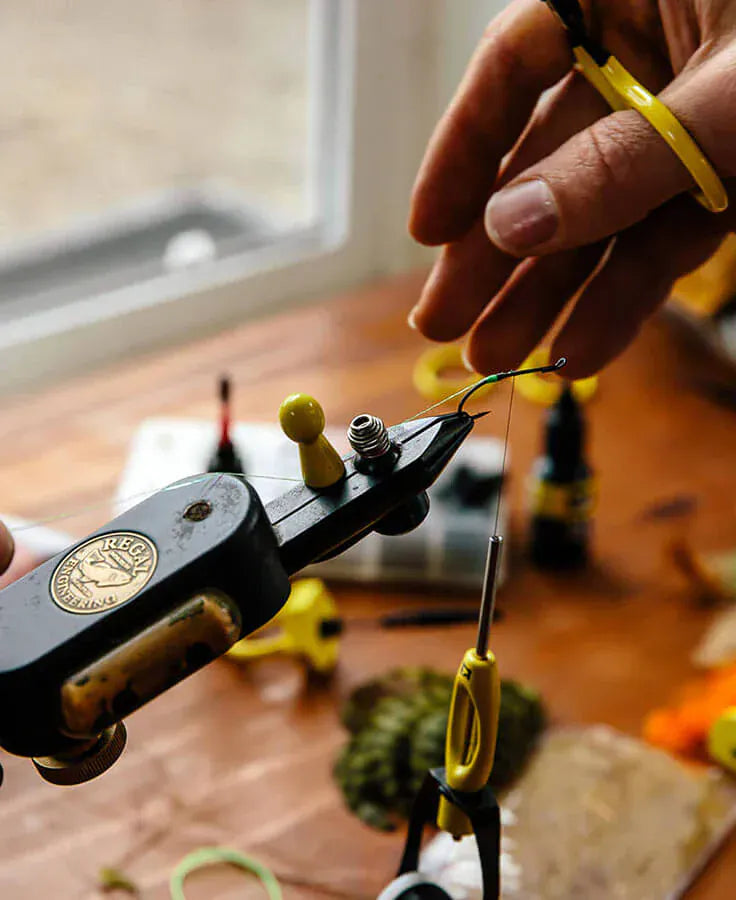 Loon Vise Pawn