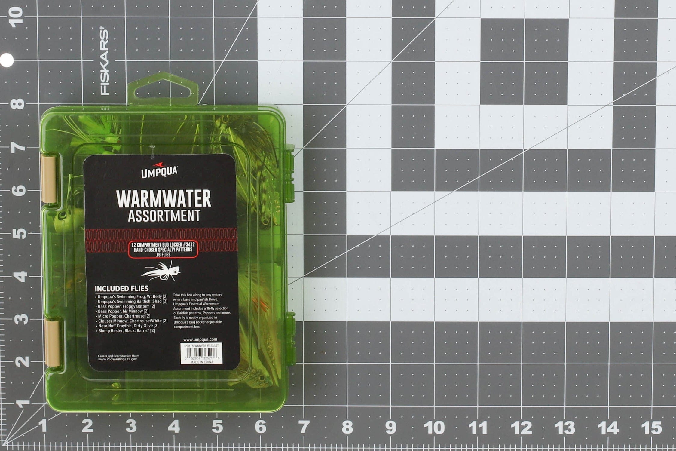 Umpqua Warmwater Essentials 16 Piece Fly Assortment