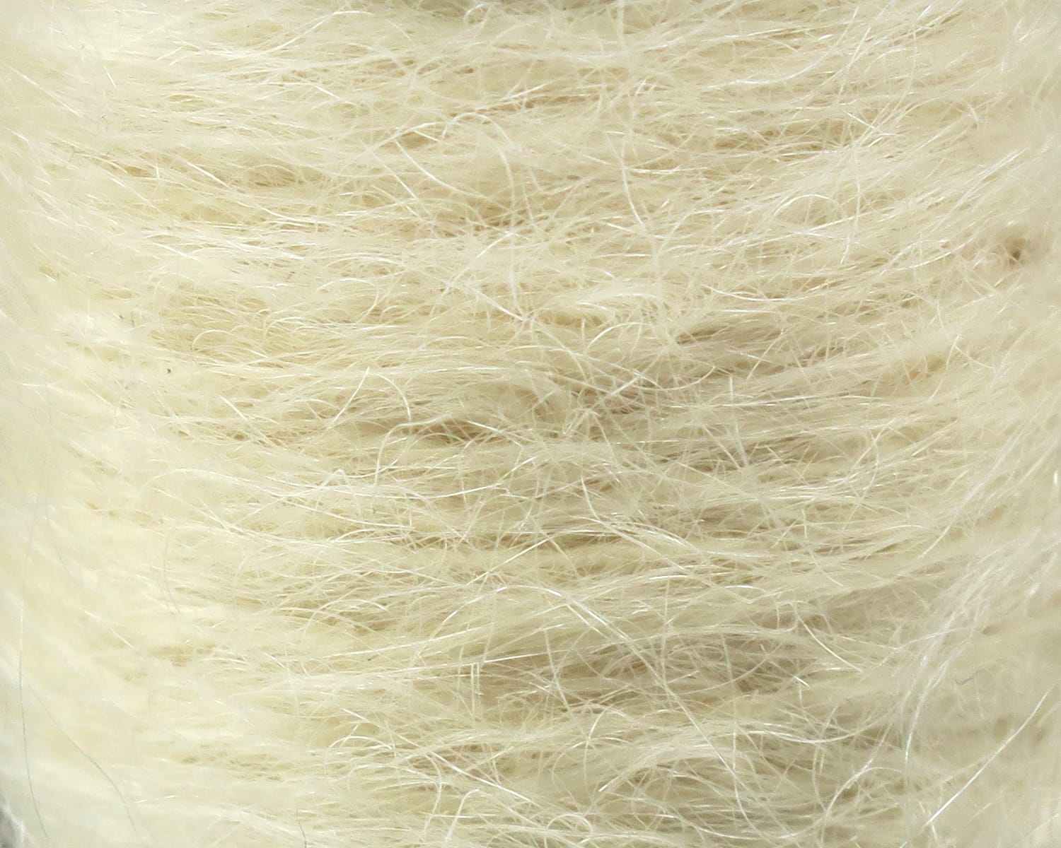 UNI Mohair Thread