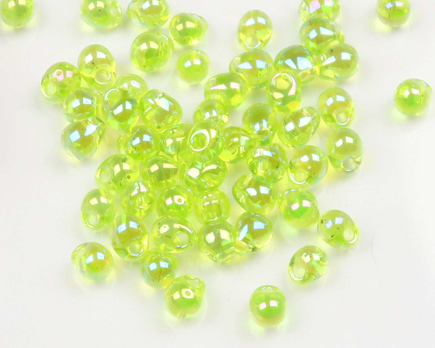 Hareline Hump Back Glass Beads
