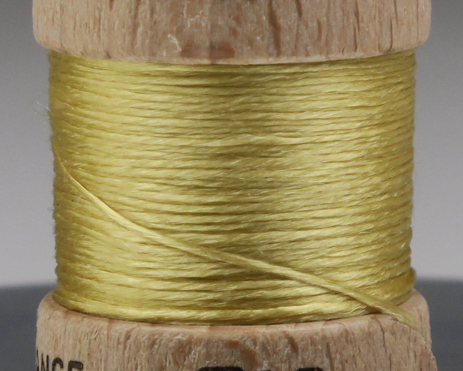 54 Dean St. Ovale Pure Silk Floss