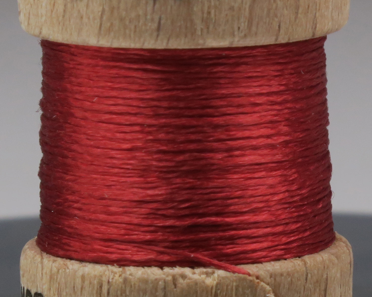 54 Dean St. Ovale Pure Silk Floss