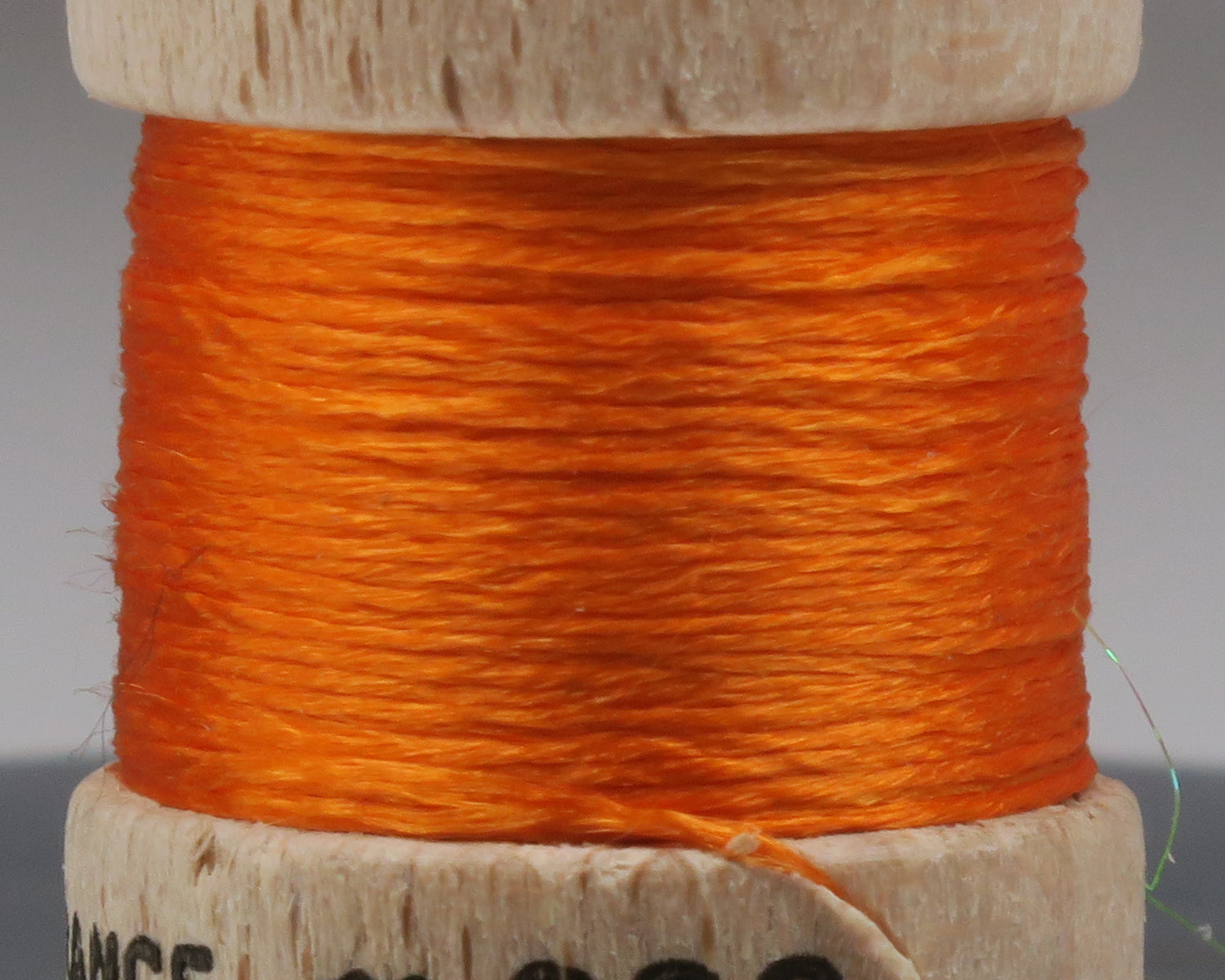 54 Dean St. Ovale Pure Silk Floss