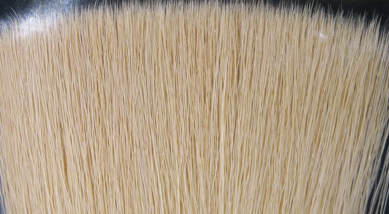 Bleached blonde Fish-Skull faux bucktail, dense straight synthetic hairs for fly tying with natural bucktail texture