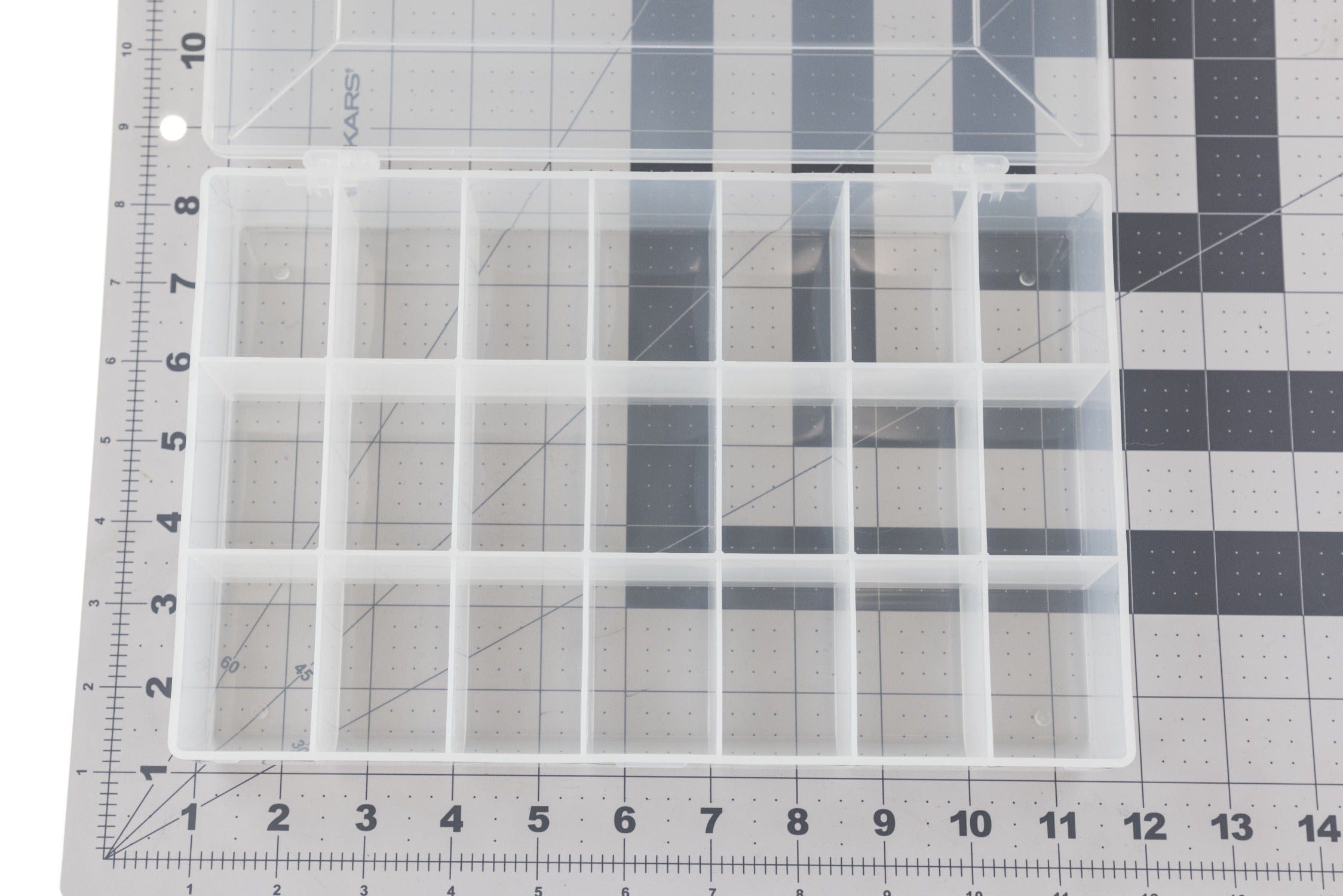 Hareline 21 Compartment Box