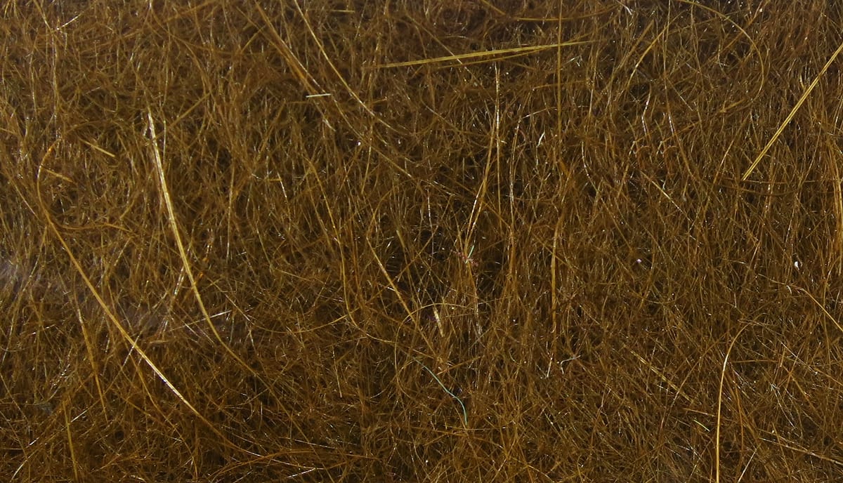Hareline natural brown dubbing fur for fly tying, fine hairy fibers with glossy guard hairs