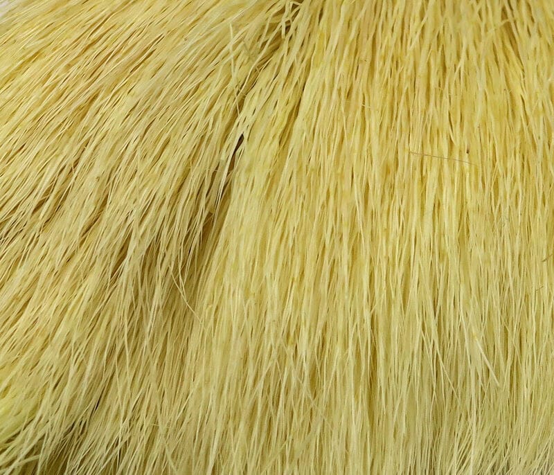 Pale yellow dyed deer belly hair with long soft fibers for fly tying, Hareline brand