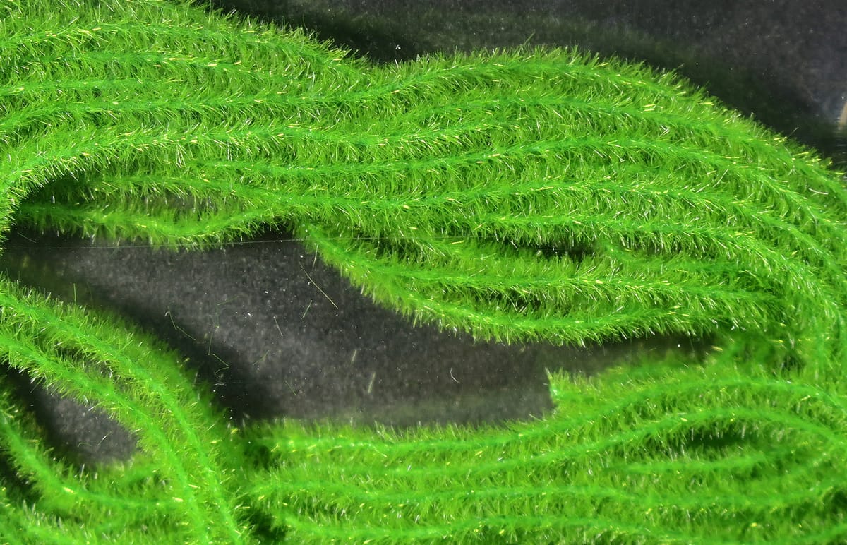 Hareline EZ Magic Dub bright chartreuse synthetic dubbing strands with fine flash fibers for fly tying
