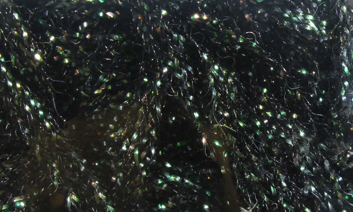 Hareline Flat Diamond Braid in black olive with iridescent green flash, flat synthetic braid for fly tying