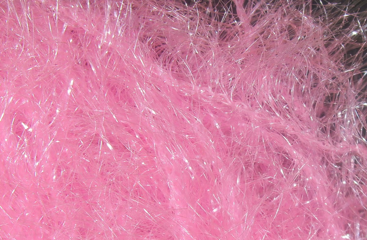 Hareline Krystal Hackle pink synthetic sparkle fibers for fly tying, iridescent tinsel-like strands