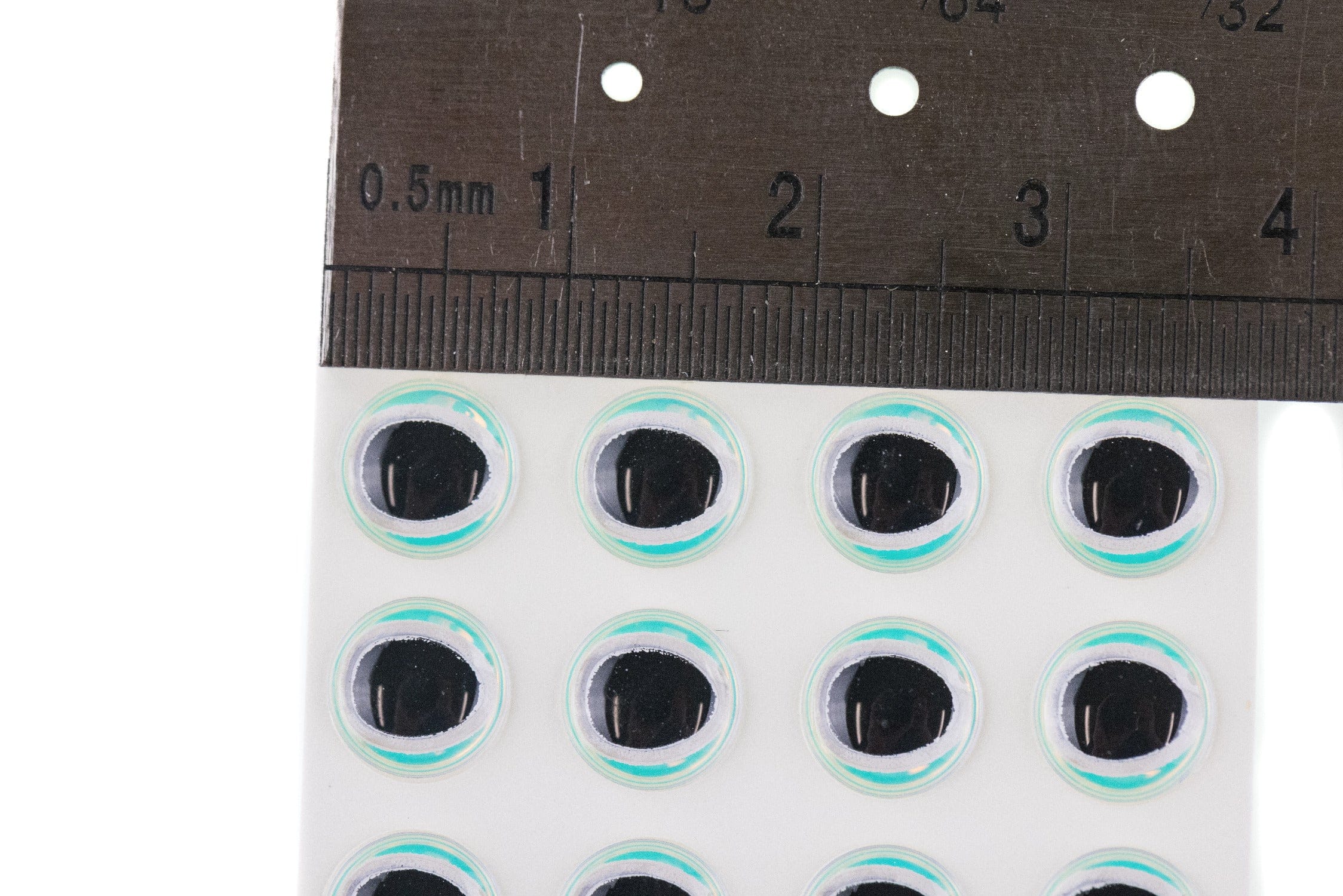 Hareline Oval Pupil 3D Adhesive Eyes