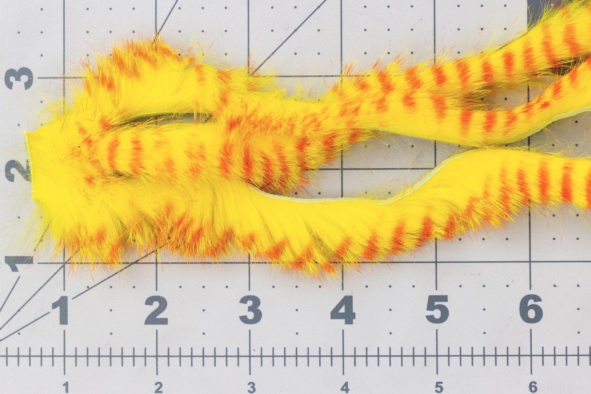 Hareline Red-Barred Magnum Rabbit Strips