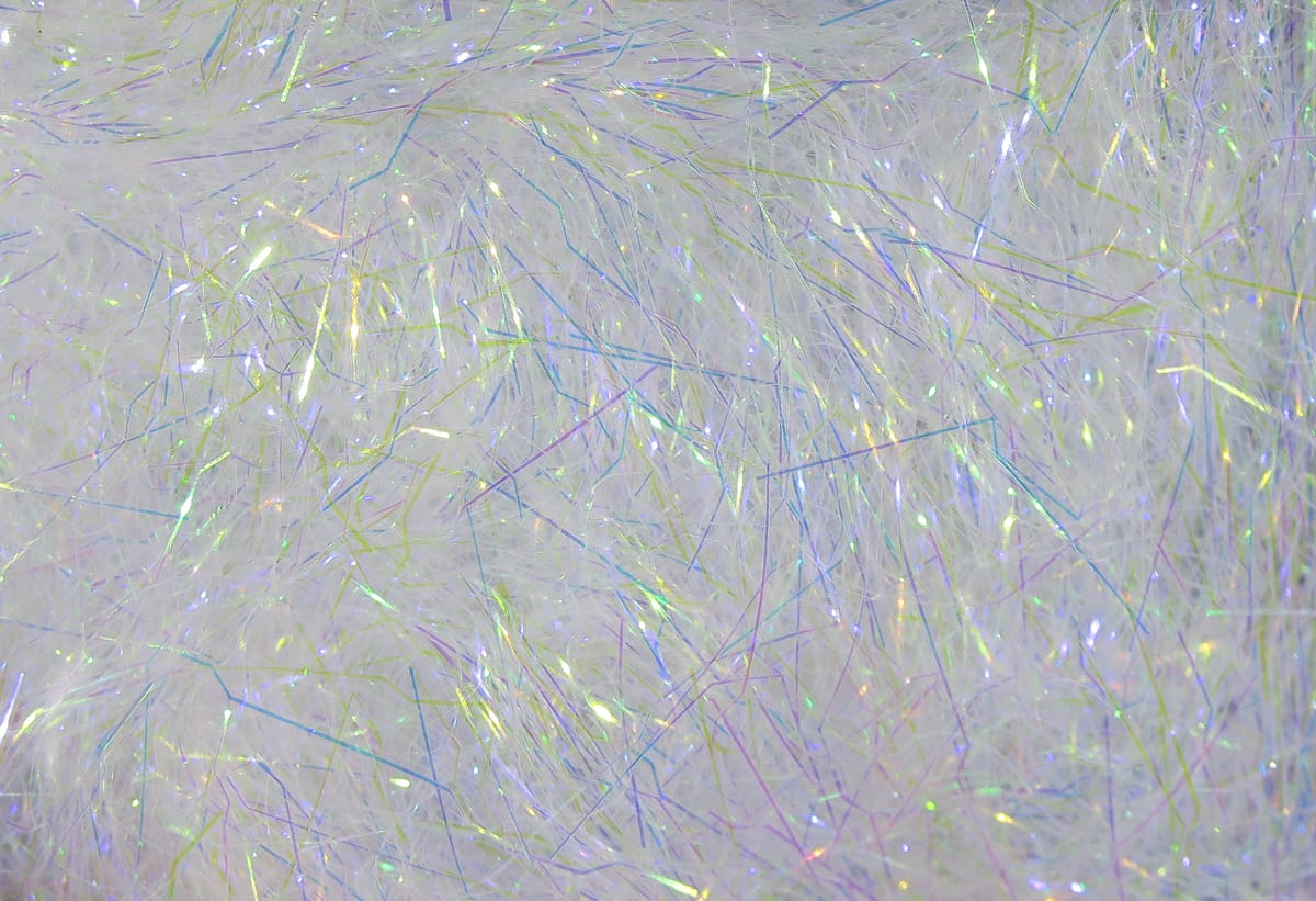 White iridescent synthetic dubbing with fine holographic strands, fluffy Ripple Ice Dub for fly tying