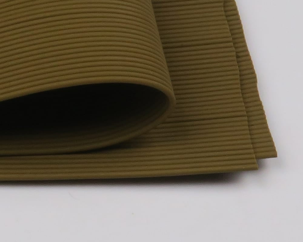 Hareline olive brown ribbed round rubber legs rolled sheet, flexible rubber for fly tying