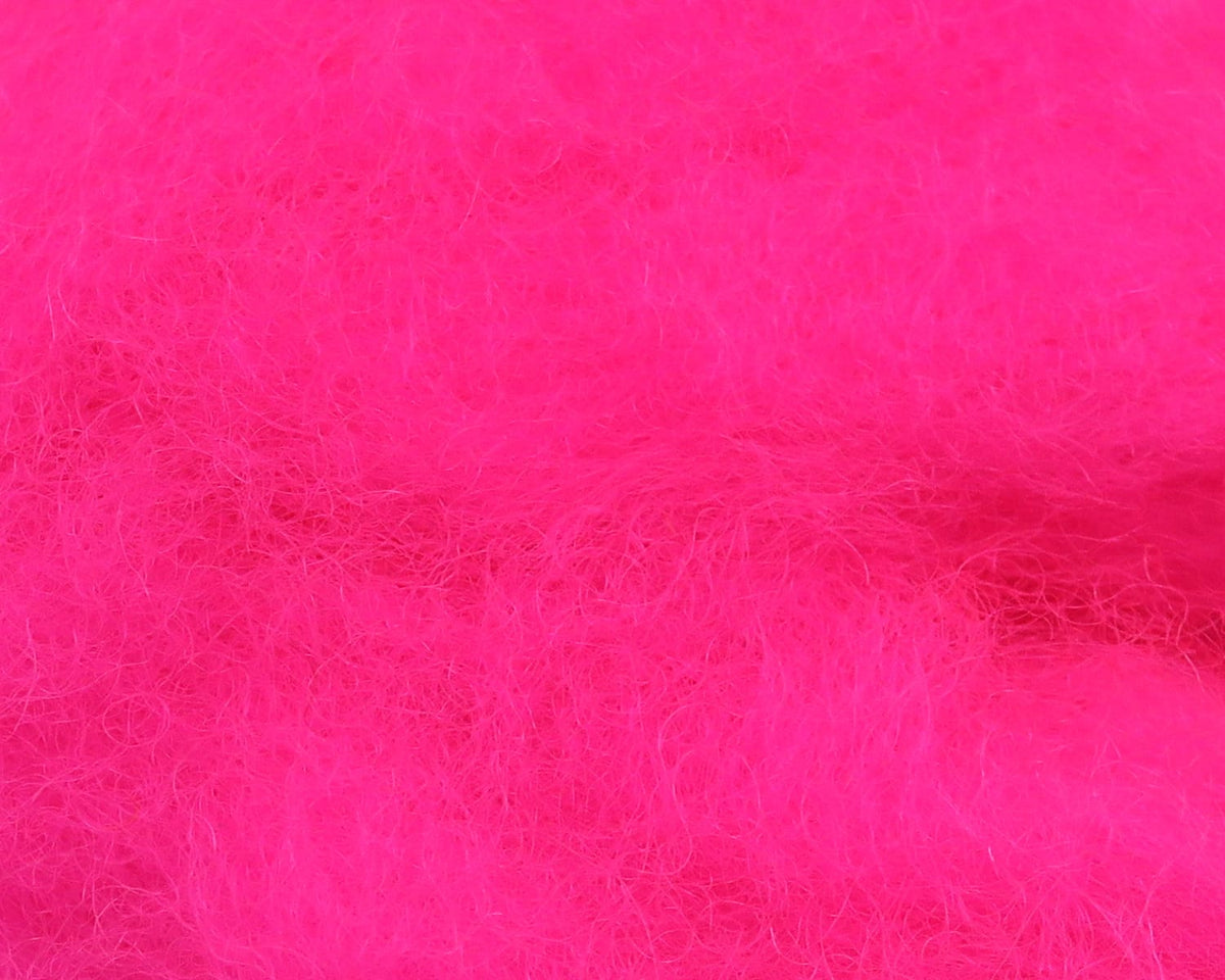 Hareline sculpin wool bright hot pink fluffy fiber bundle with fine wispy texture for fly tying