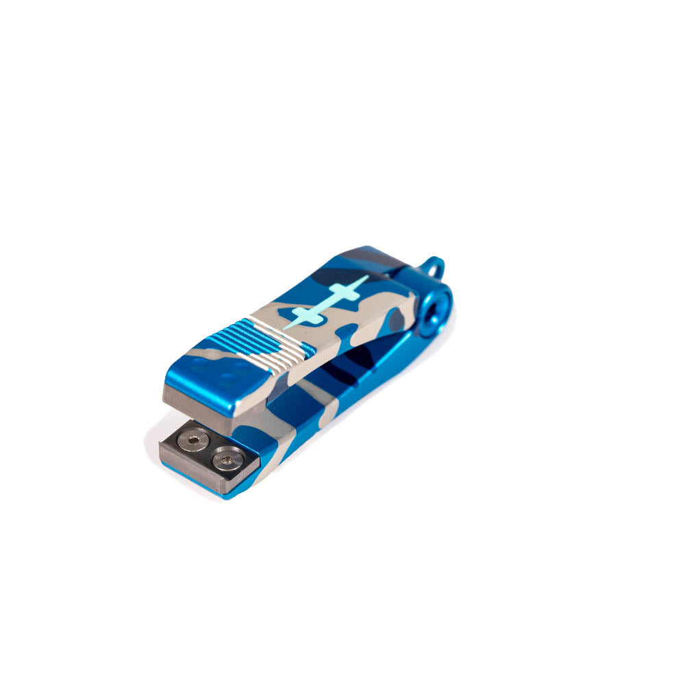 Hatch Splash Camo Nipper 3, reverse side showing the carbide cutters