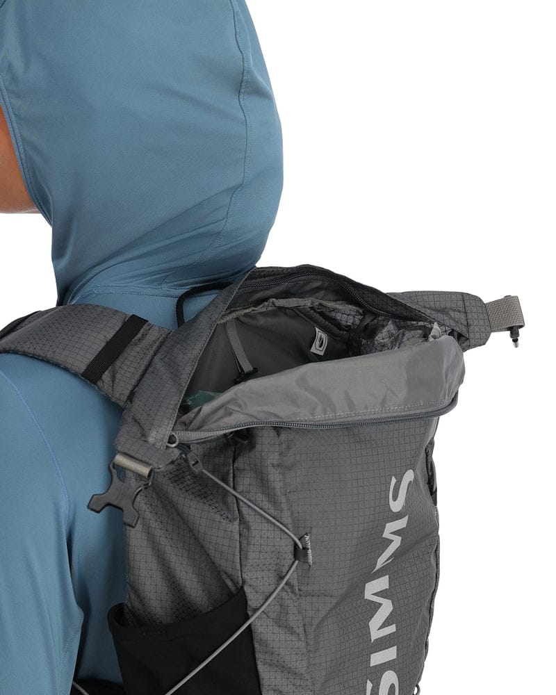 Simms Flyweight Vest Pack
