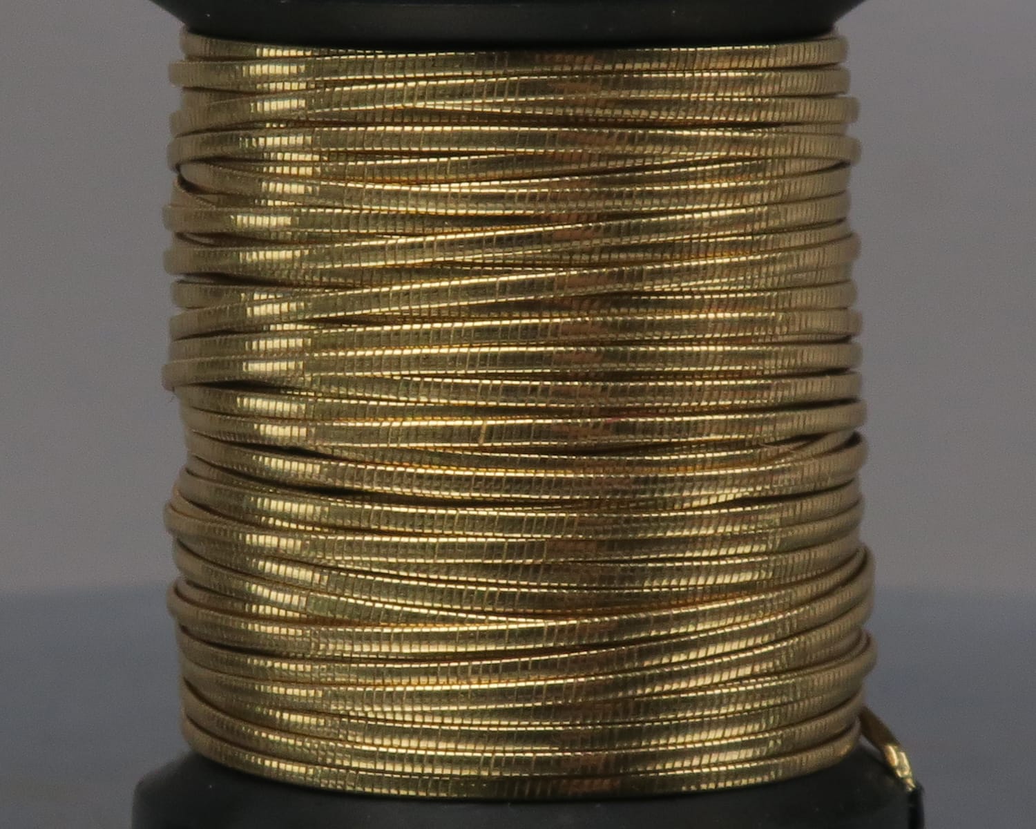 UNI-French Oval Tinsel